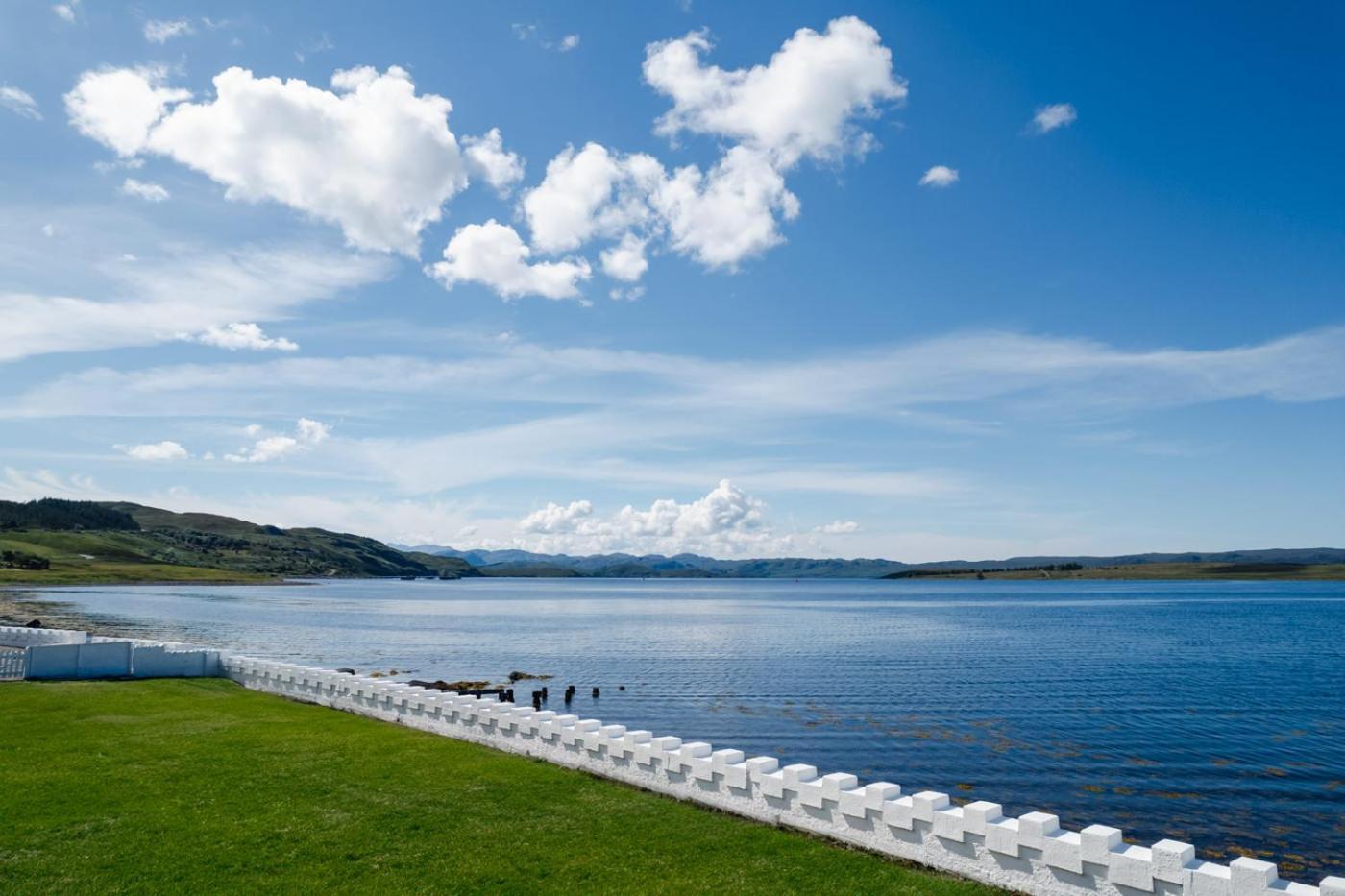 Aultbea Hotel Achnasheen Exterior photo