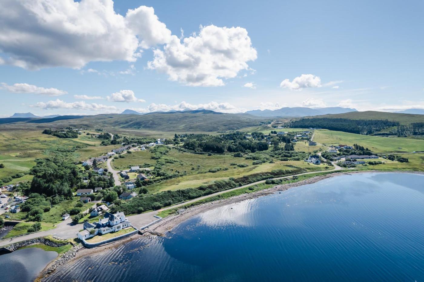 Aultbea Hotel Achnasheen Exterior photo