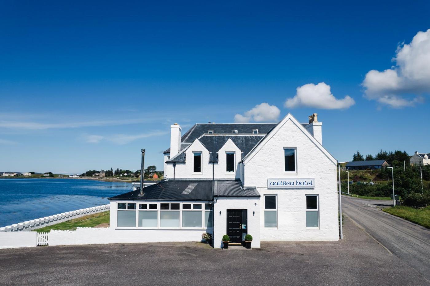 Aultbea Hotel Achnasheen Exterior photo